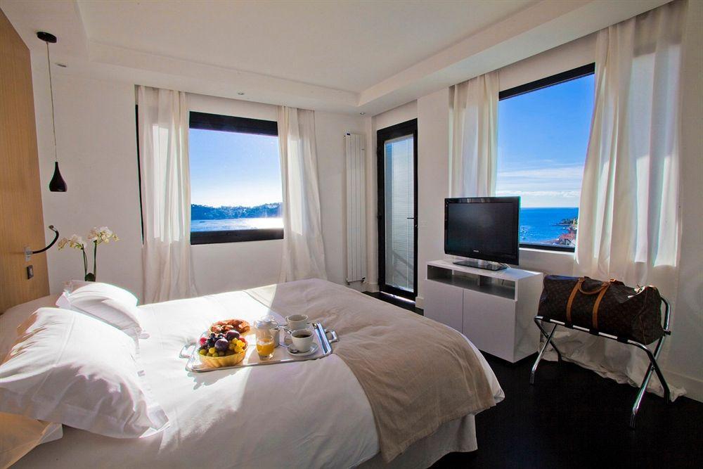 Hotel Le Versailles Вильфранш-сюр-Мер Экстерьер фото